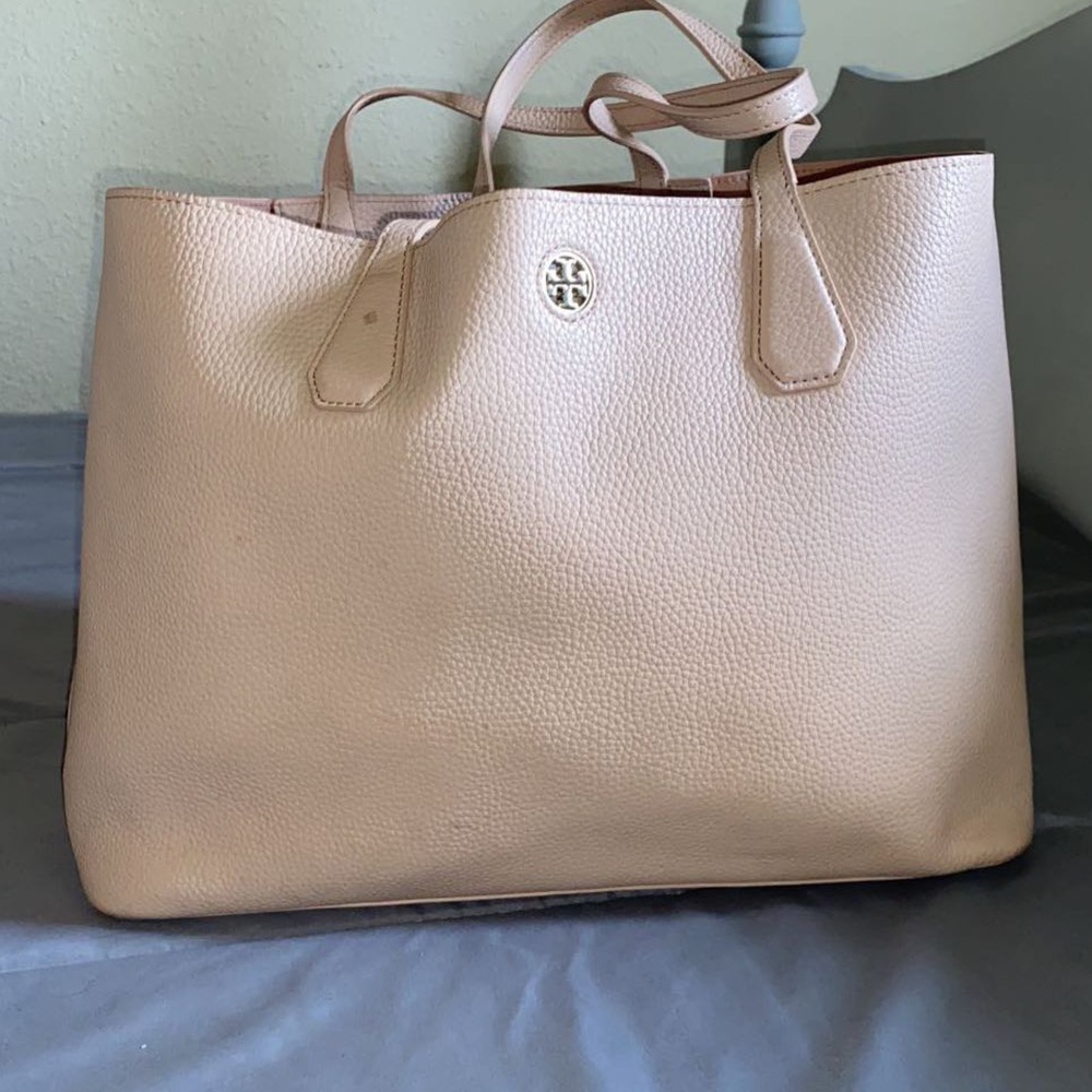 Pink Tory Burch tote bag